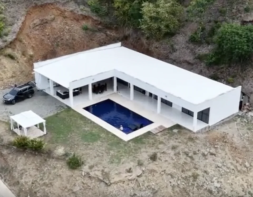 Luxury Finca · Pool, Nature and Rest